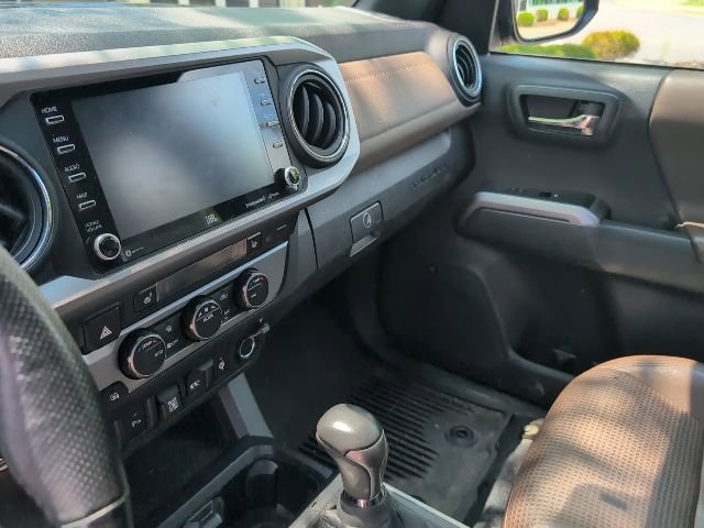 Used 2023 Toyota Tacoma Limited AWD/4WD image 6