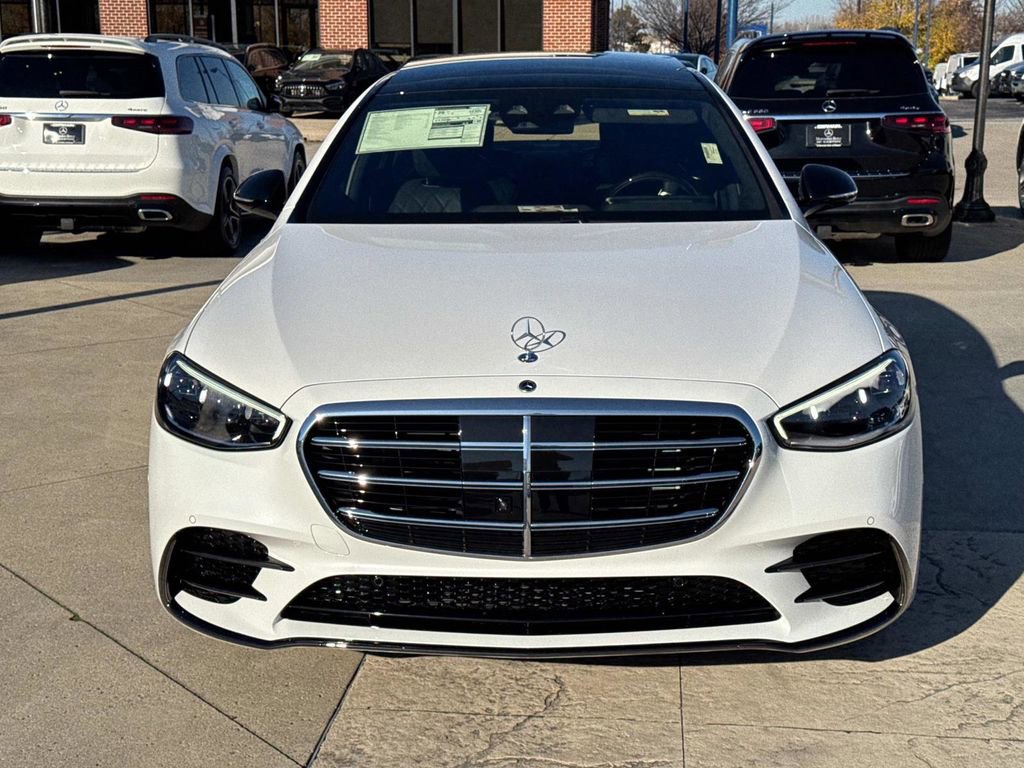 New 2025 Mercedes-Benz S 580 4MATIC Sedan image 10