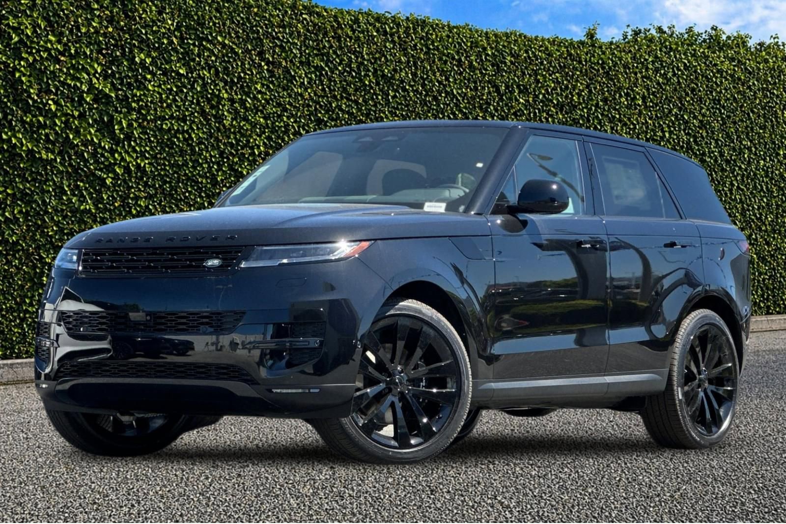 New 2026 Land Rover Range Rover Sport SE