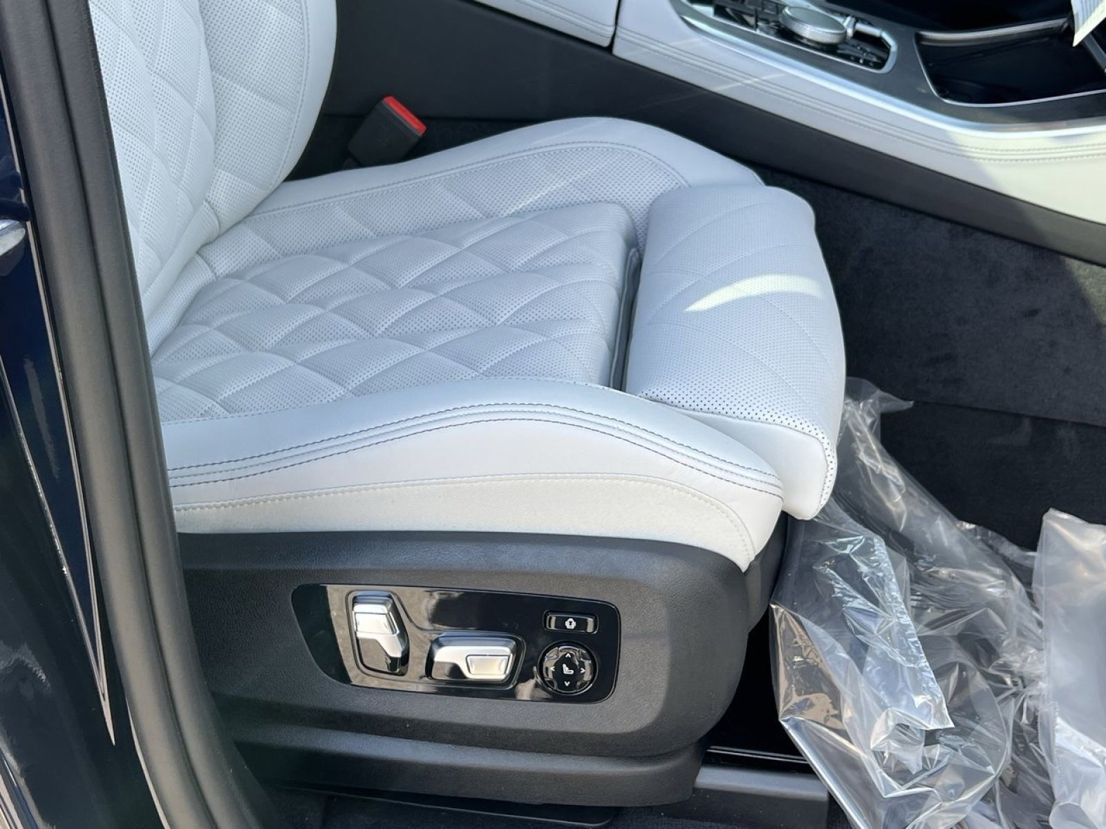 New 2026 BMW X5 xDrive40i AWD/4WD image 27