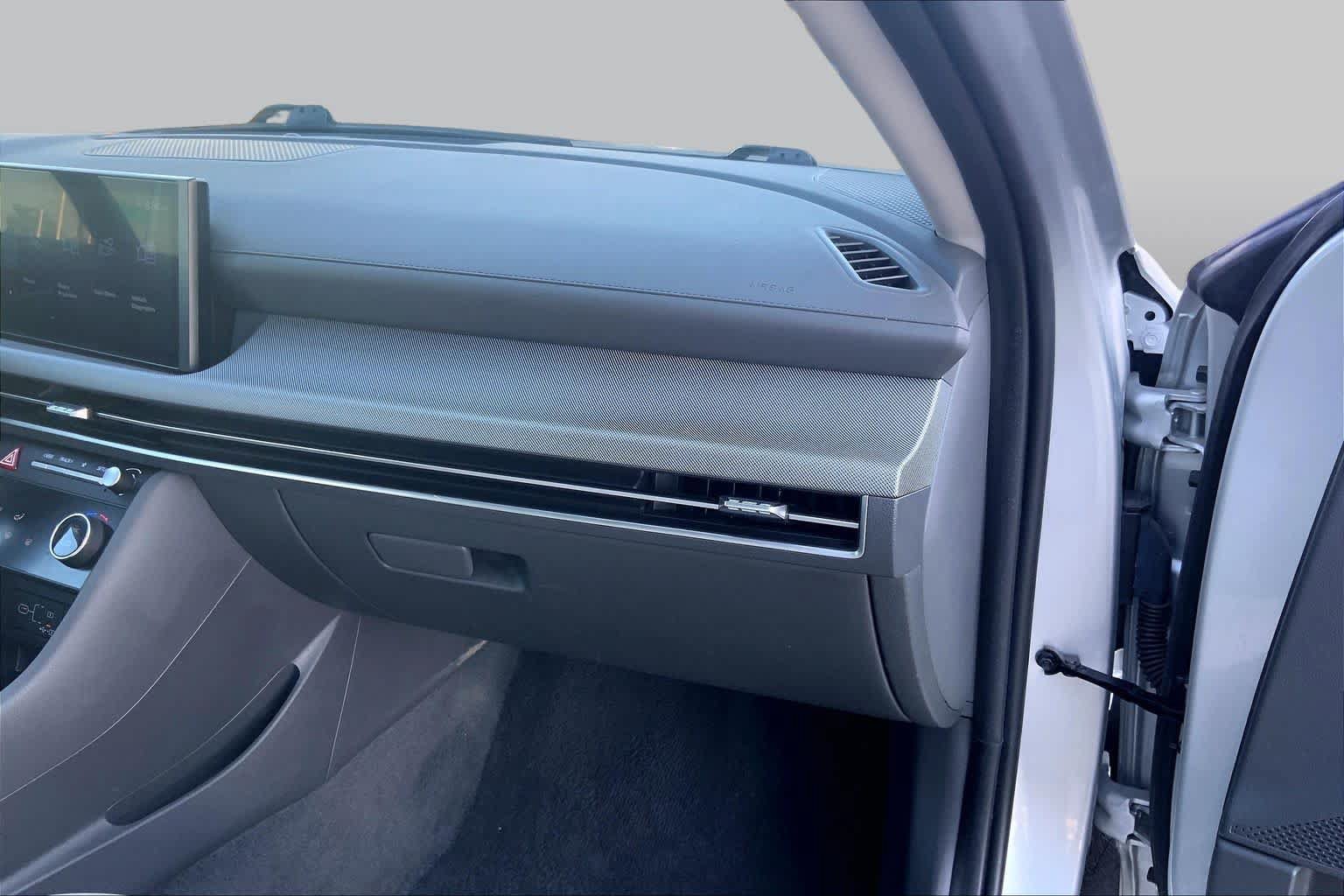Certified 2025 Hyundai Sonata SEL FWD image 18