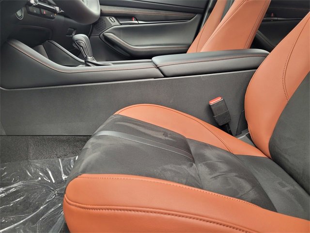 New 2025 MAZDA MAZDA3 Carbon image 7