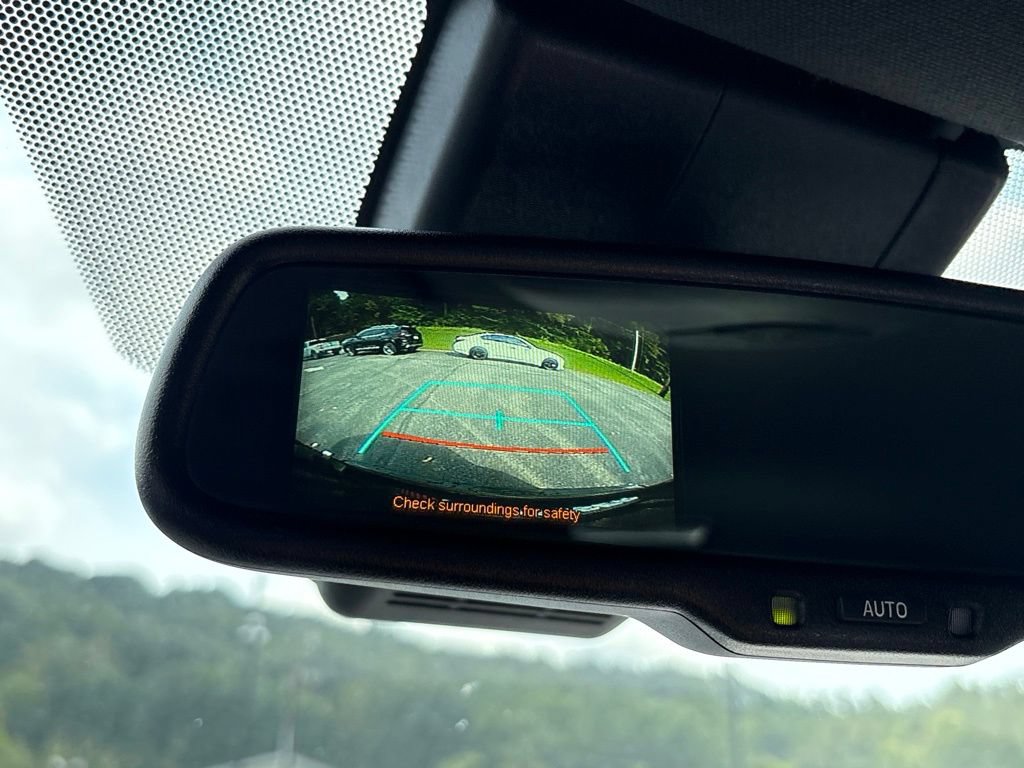 Used 2018 Toyota C-HR XLE FWD image 14