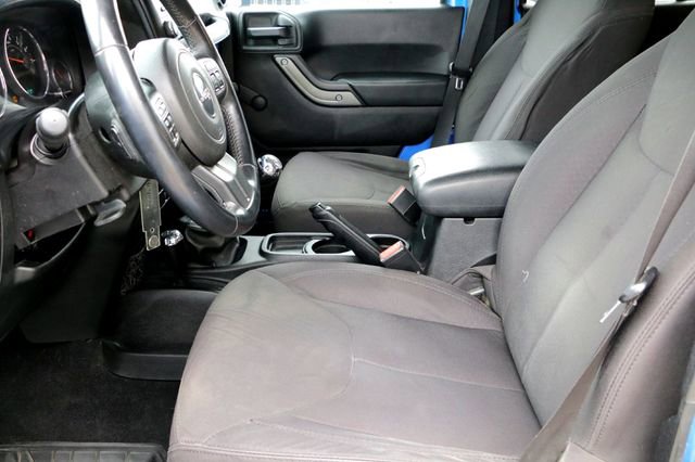 Used 2015 Jeep Wrangler Unlimited Willys image 11