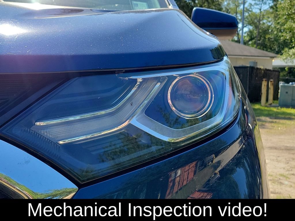Used 2019 Chevrolet Equinox LT FWD image 2