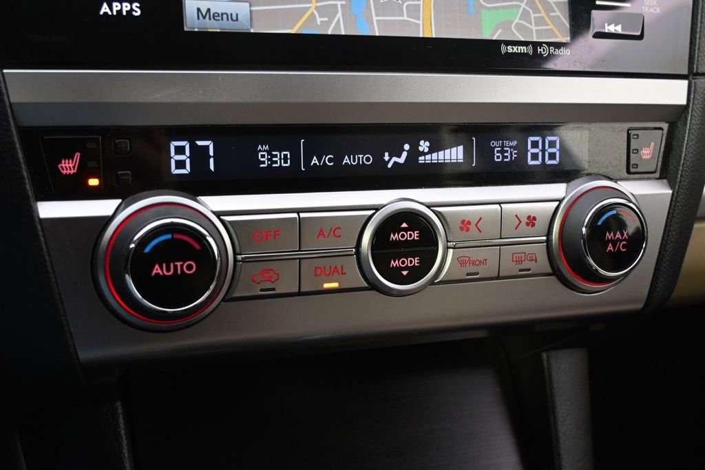 Used 2015 Subaru Outback 3.6R Limited image 32