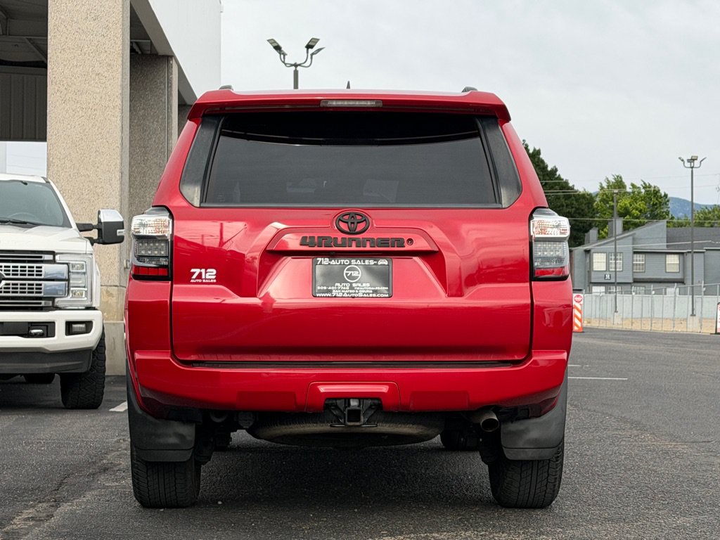 Used 2021 Toyota 4Runner SR5 RWD image 40