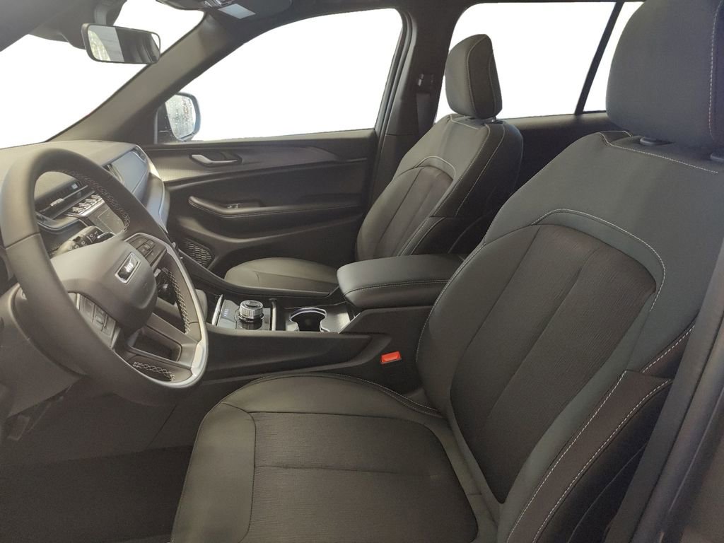 New 2025 Jeep Grand Cherokee Laredo w/ Luxury Tech Group I image 11