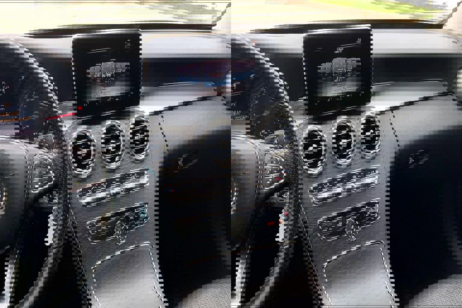 Used 2015 Mercedes-Benz C 300 Sedan image 6