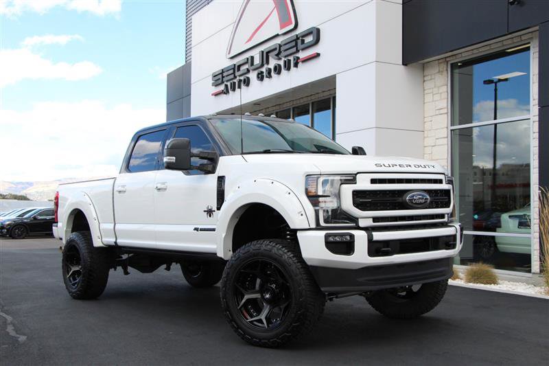 Used 2021 Ford F250 Lariat image 2