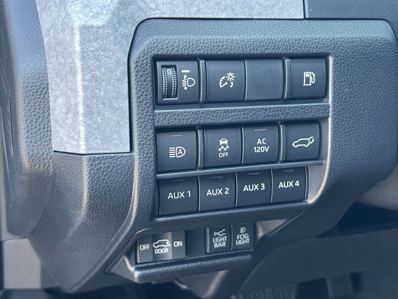 New 2026 Toyota 4Runner Trailhunter AWD/4WD image 23