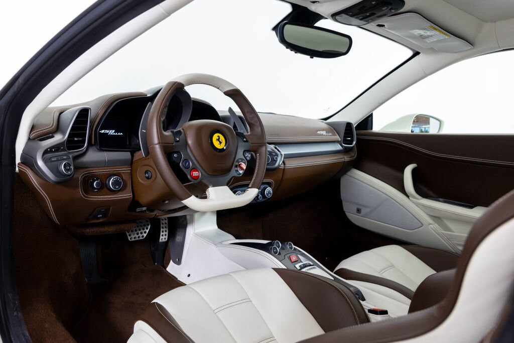 Certified 2014 Ferrari 458 Italia Coupe image 27