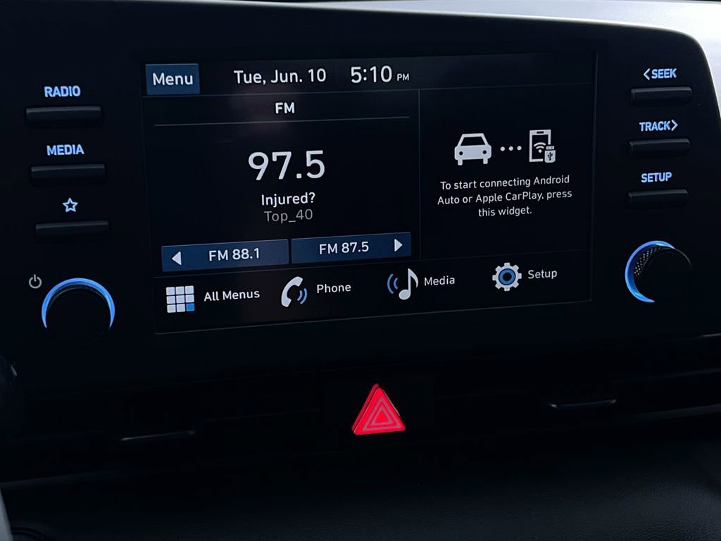 Used 2025 Hyundai Elantra Sport image 18