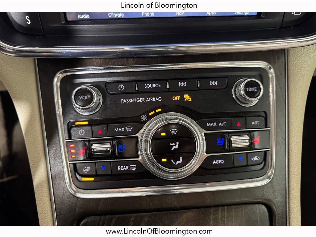 Used 2020 Lincoln Continental Reserve image 38