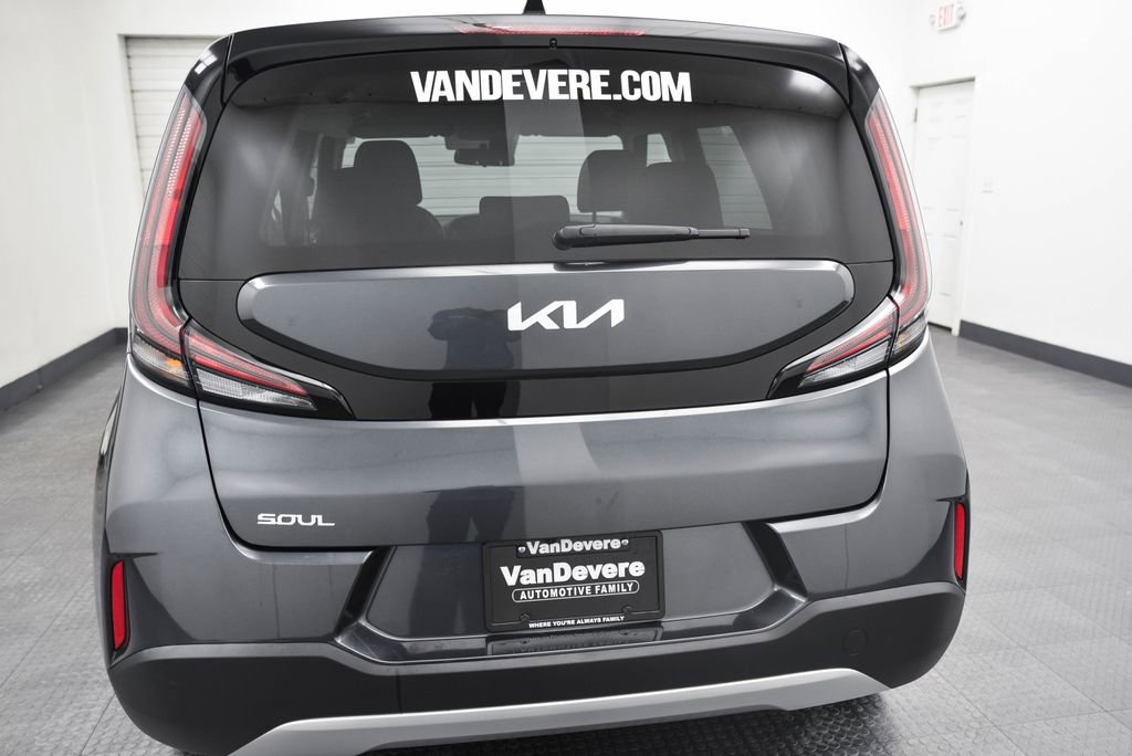 Used 2024 Kia Soul LX w/ Option Group 015 image 8