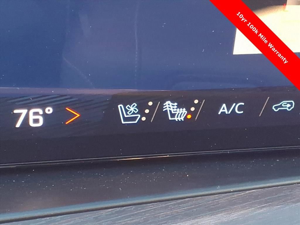 New 2026 Chevrolet Suburban Premier w/ Sun And Tow Package image 25