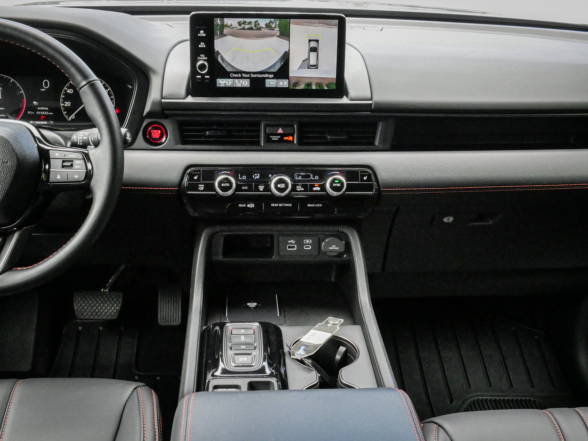 Used 2025 Honda Pilot TrailSport image 29