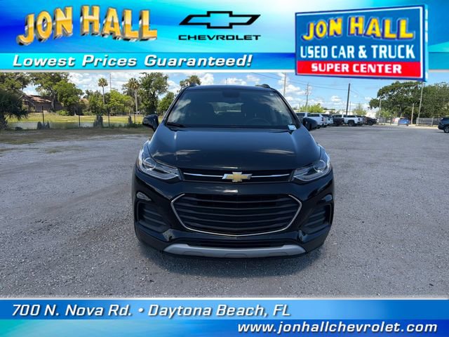 Used 2017 Chevrolet Trax LT w/ LT Convenience Package FWD image 17