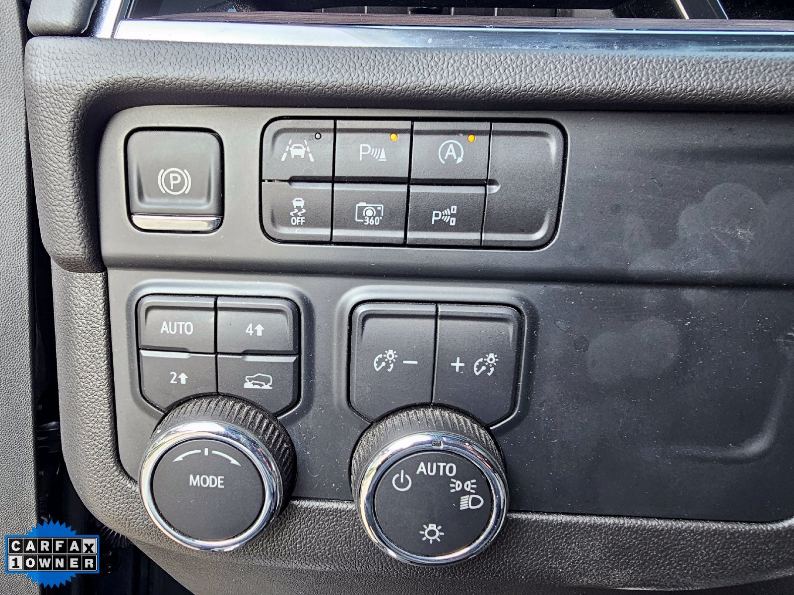 Used 2025 Chevrolet Tahoe LT AWD/4WD image 15