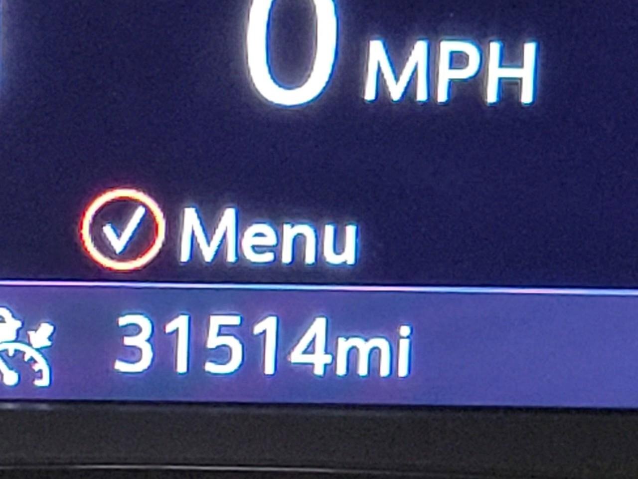 Used 2023 Chevrolet Traverse LT w/ LT Premium Package image 3