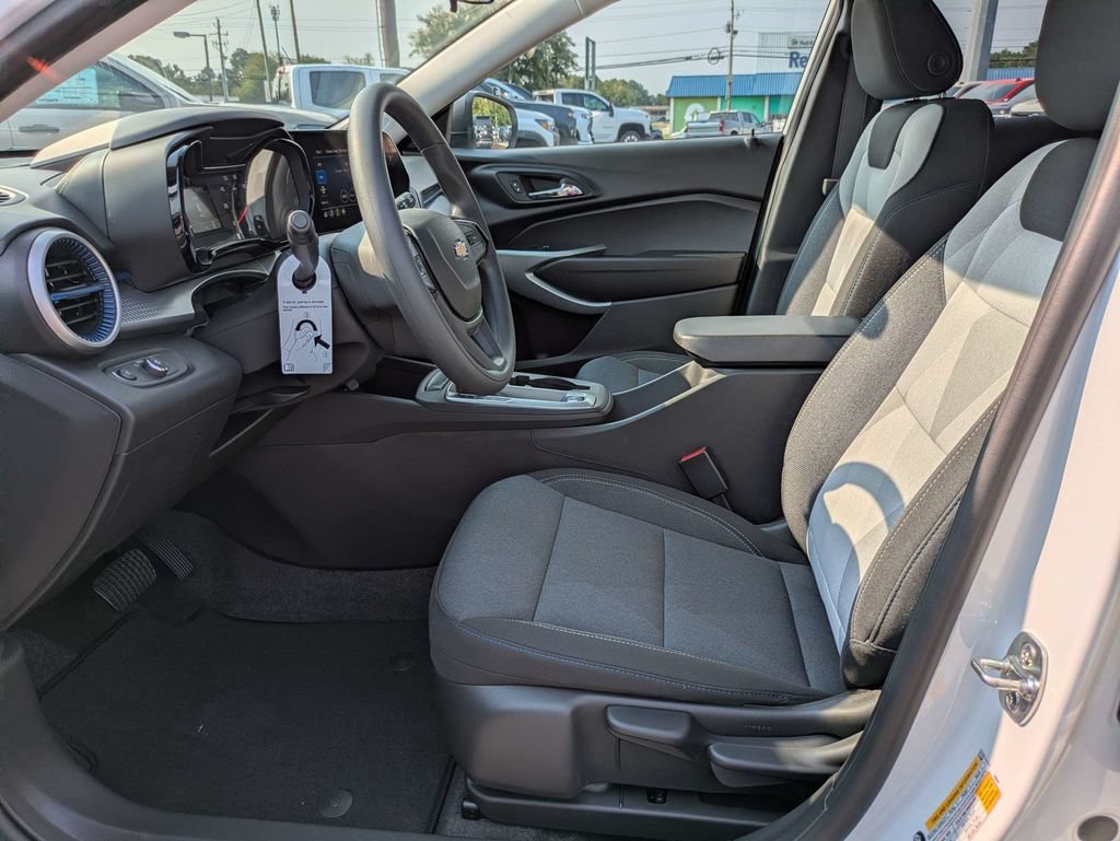 New 2026 Chevrolet Trax LS FWD image 20