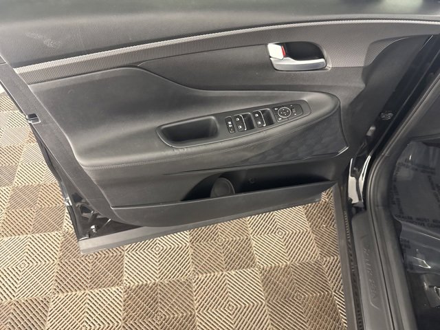 Used 2019 Hyundai Santa Fe SEL image 18