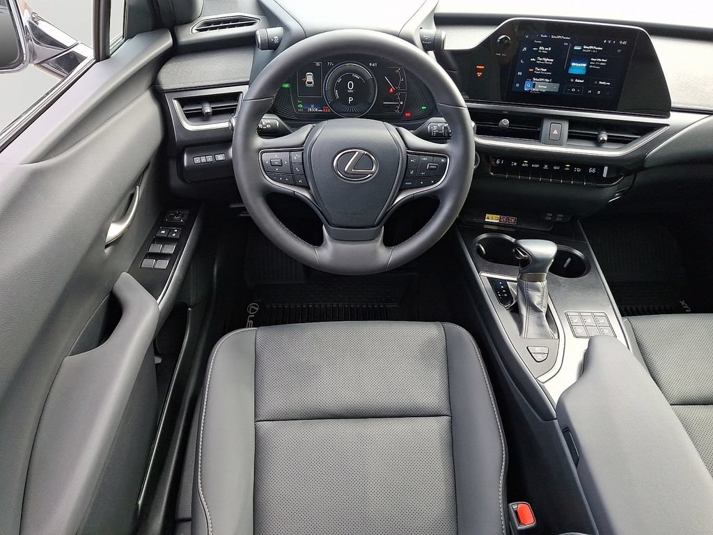 Used 2024 Lexus UX 250h F Sport AWD/4WD image 12