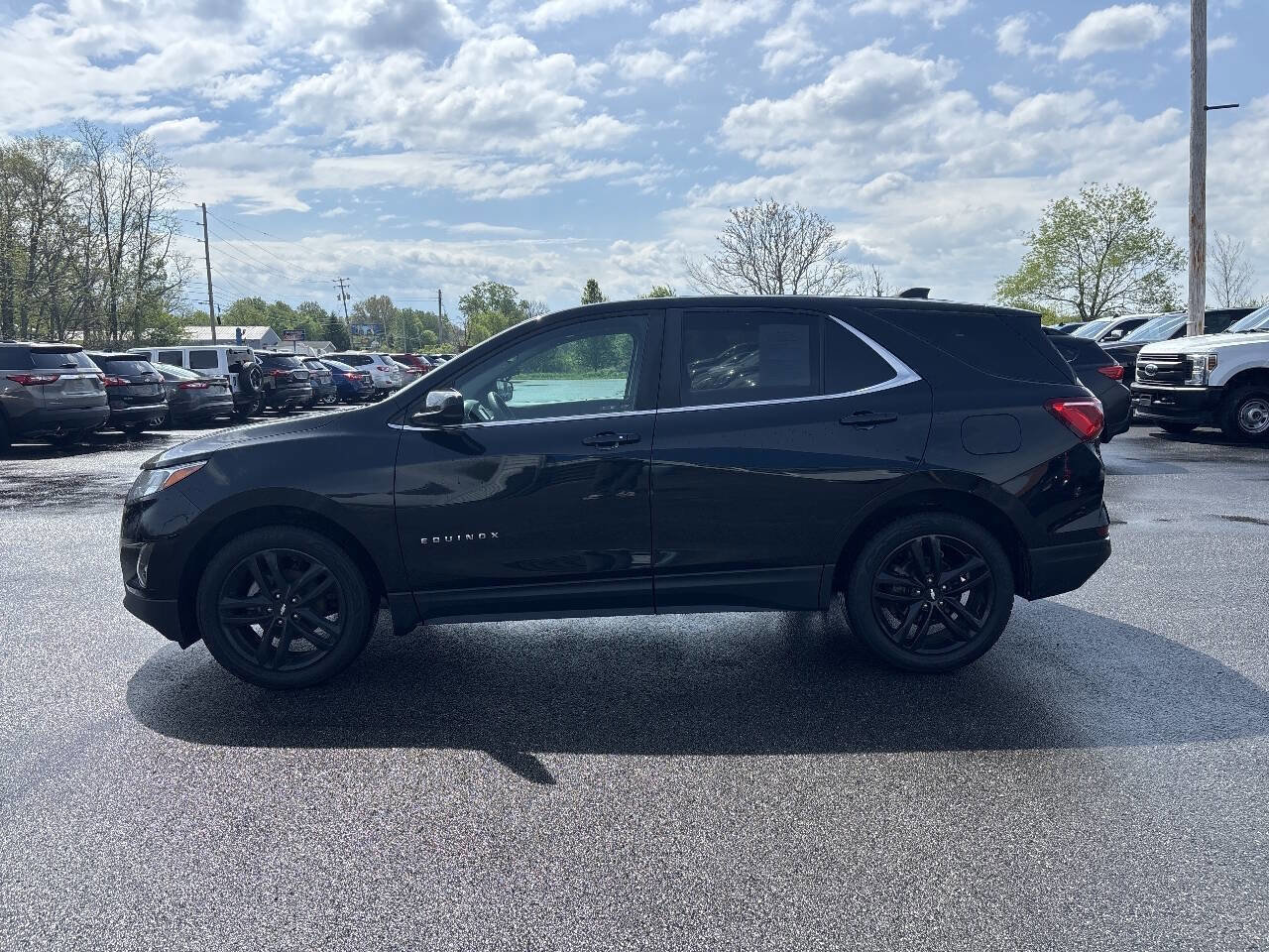 Used 2021 Chevrolet Equinox LT FWD image 2
