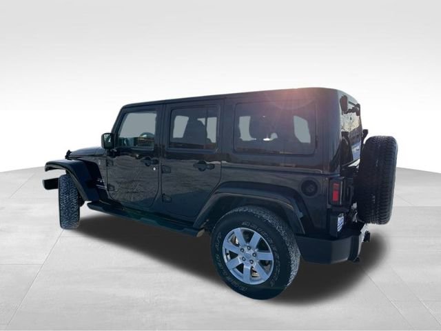 Used 2017 Jeep Wrangler Unlimited Sahara w/ Dual Top Group image 4
