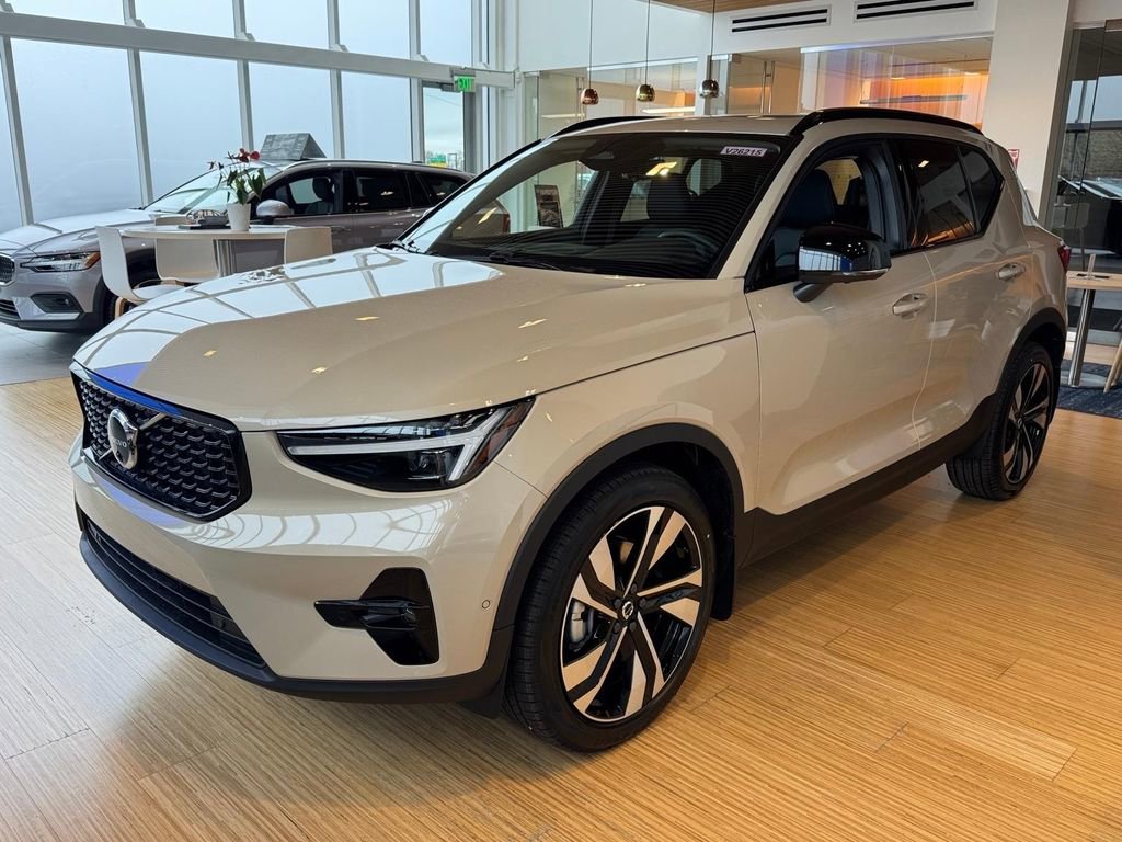 New 2026 Volvo XC40 B5 Ultra w/ Climate Package AWD/4WD image 1