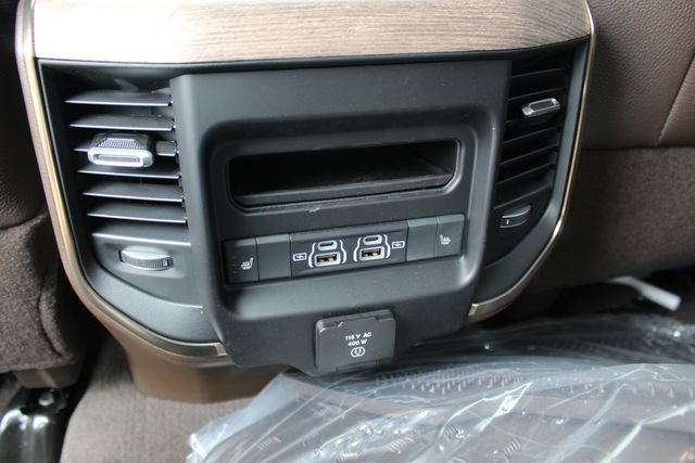 New 2026 RAM 2500 Limited AWD/4WD image 39