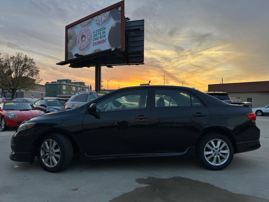Used 2010 Toyota Corolla S image 2