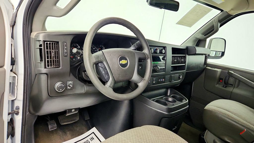 Used 2019 Chevrolet Express 3500 LT w/ LT Preferred Equipment Group RWD image 11