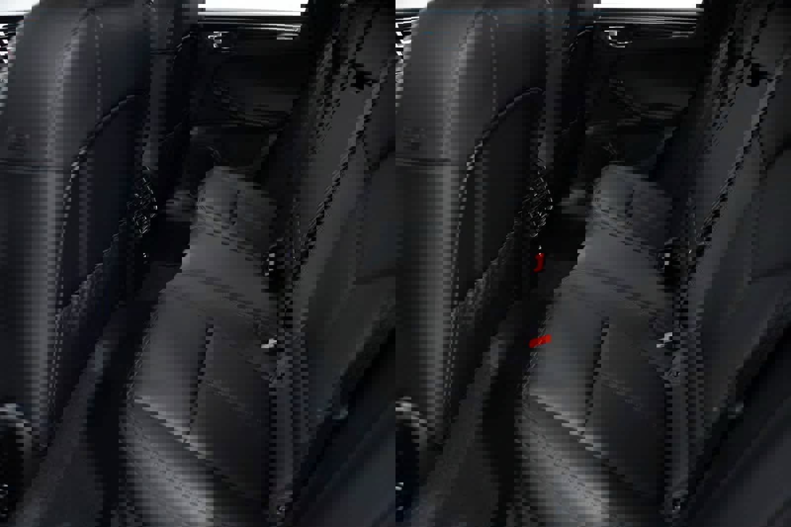 Certified 2026 Porsche Macan image 36