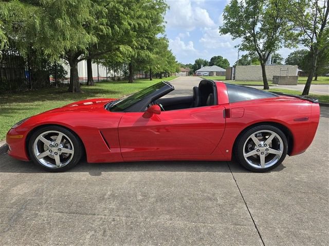Used 2006 Chevrolet Corvette Coupe w/ Preferred Equipment Group RWD image 4