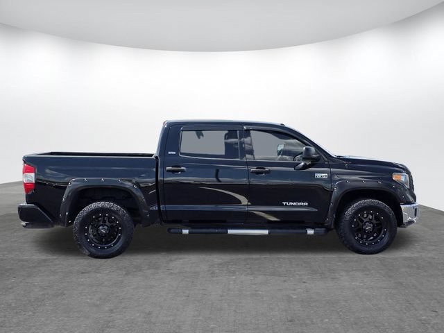Used 2019 Toyota Tundra SR5 w/ Convenience Package AWD/4WD video 3