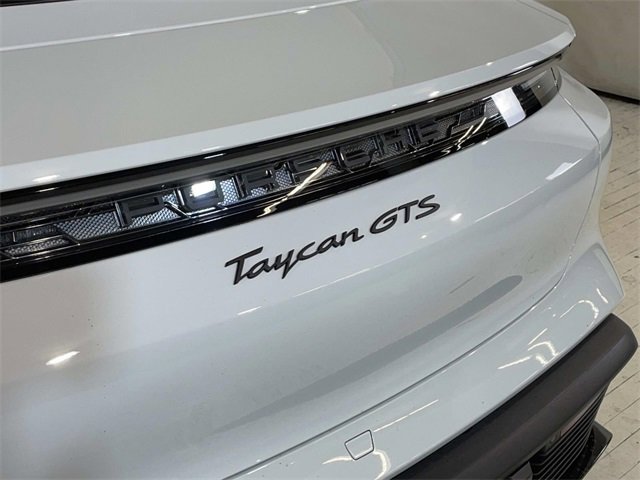 New 2026 Porsche Taycan GTS image 12