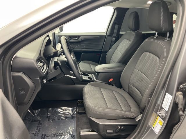 Used 2023 Ford Escape Active w/ Tech Pack #1 AWD/4WD image 15
