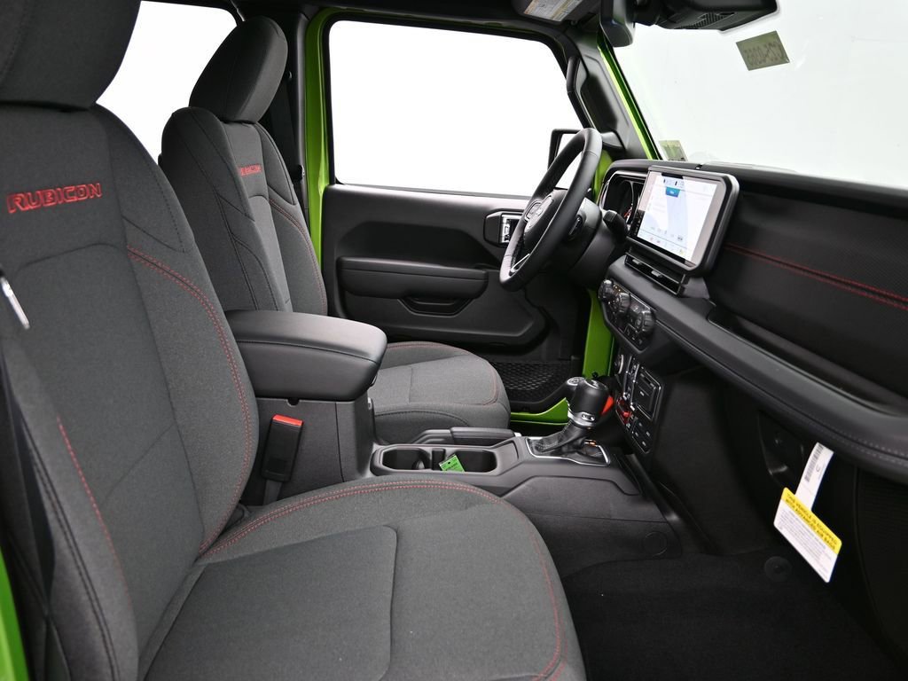 New 2025 Jeep Wrangler Unlimited Rubicon w/ Safety Group image 19