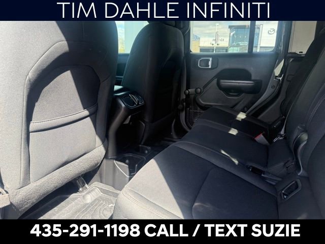 Used 2020 Jeep Gladiator Sport w/ Trailer Tow Package image 13