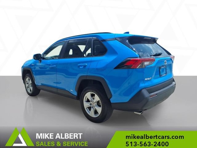 Used 2021 Toyota RAV4 XLE AWD/4WD image 5