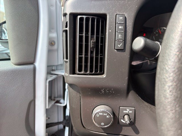 Used 2025 Chevrolet Express 2500 w/ Driver Convenience Package RWD image 31