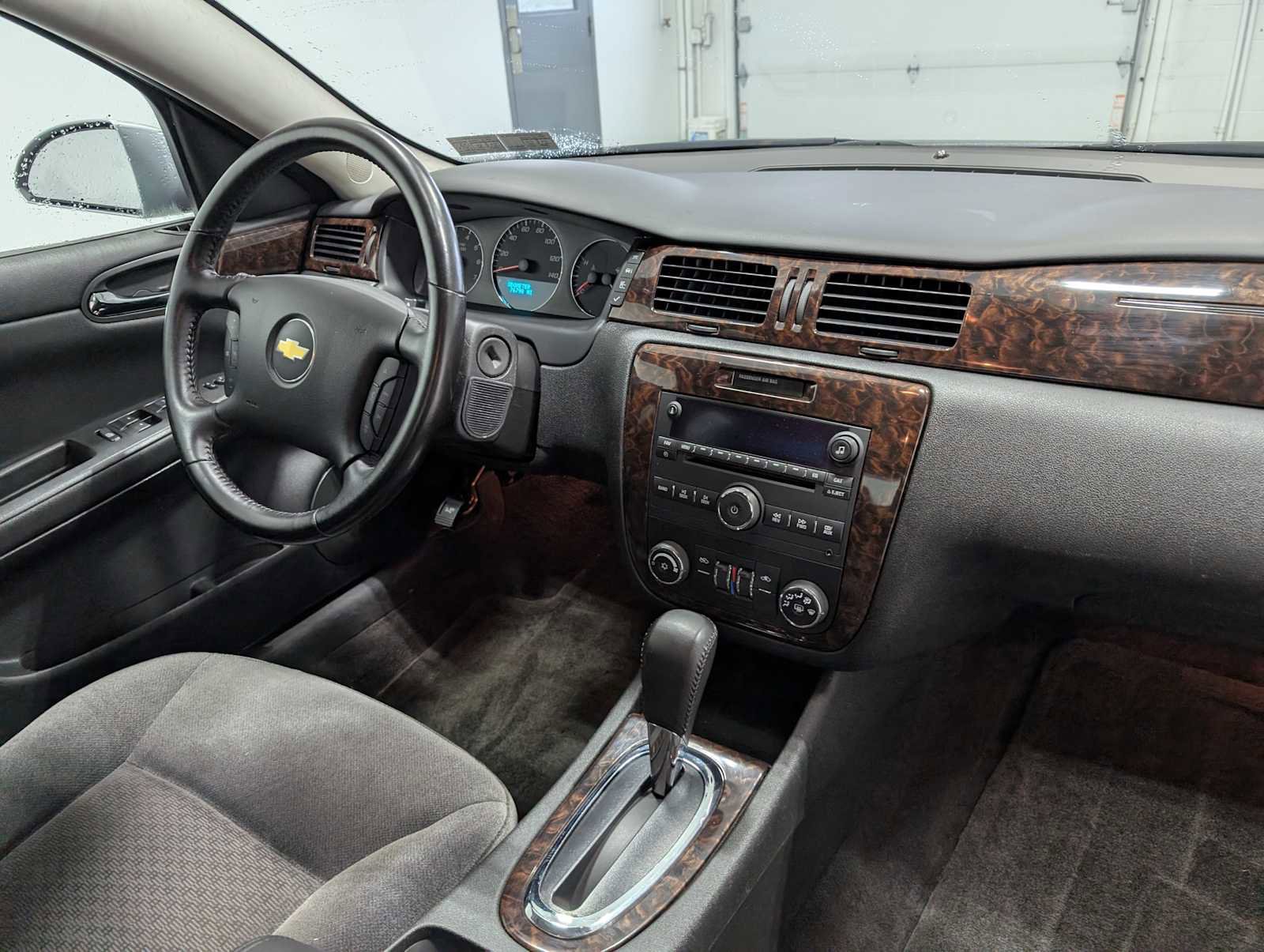 Used 2014 Chevrolet Impala LT image 38