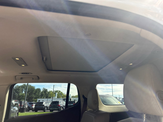 Used 2019 GMC Acadia Denali w/ Technology Package AWD/4WD image 13