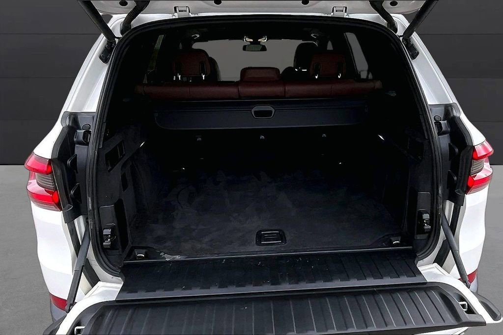 Used 2019 BMW X5 xDrive40i w/ Premium Package 2 AWD/4WD image 28