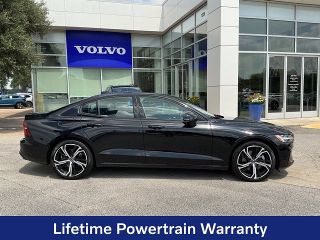 Certified 2024 Volvo S60 B5 Core FWD image 8
