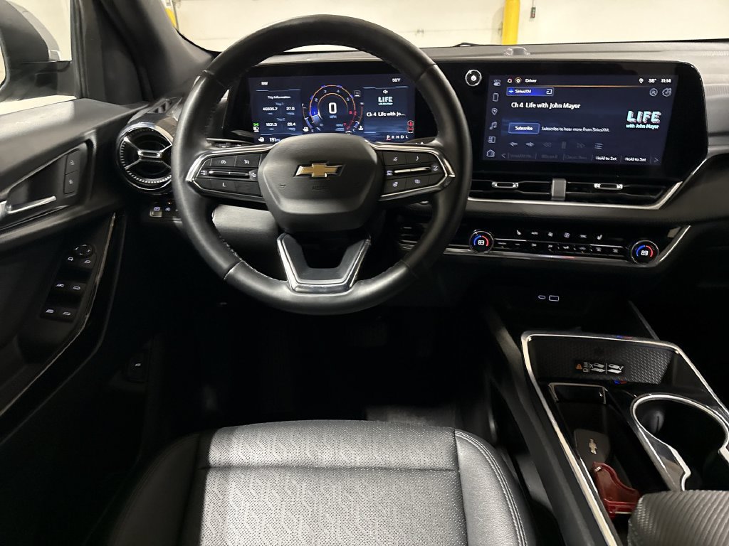 Used 2025 Chevrolet Equinox LT w/ Convenience Package II FWD image 11