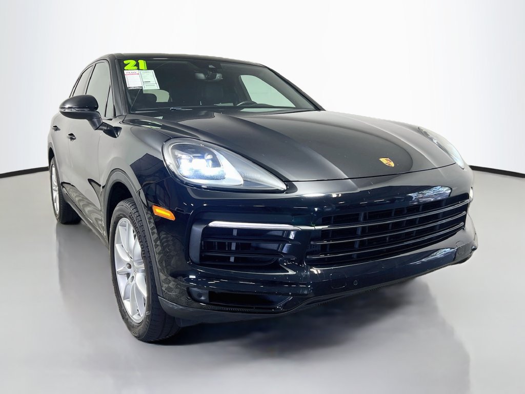 Used 2021 Porsche Cayenne AWD/4WD image 1