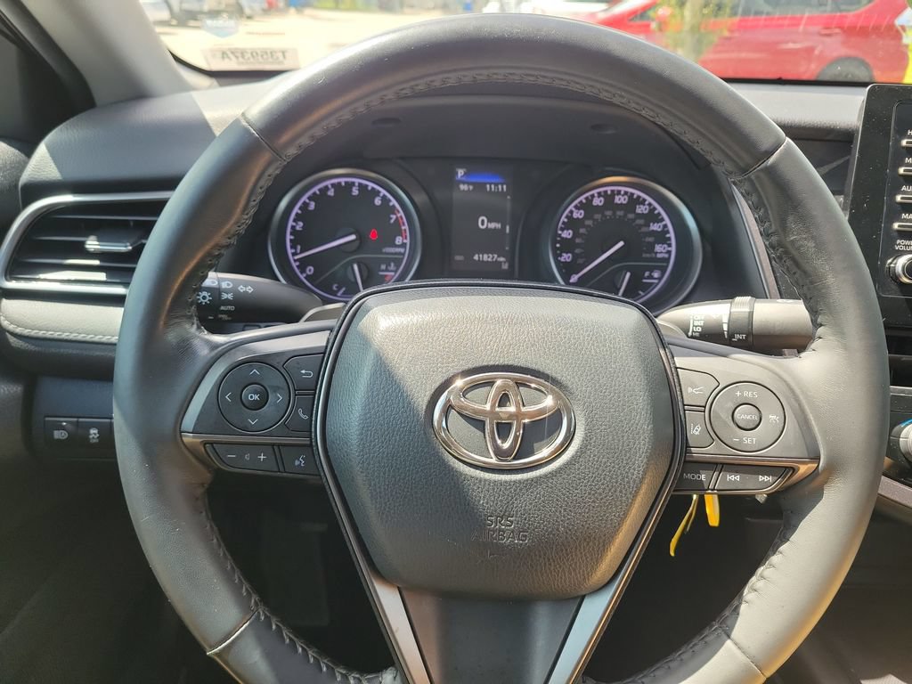Used 2021 Toyota Camry SE FWD image 9