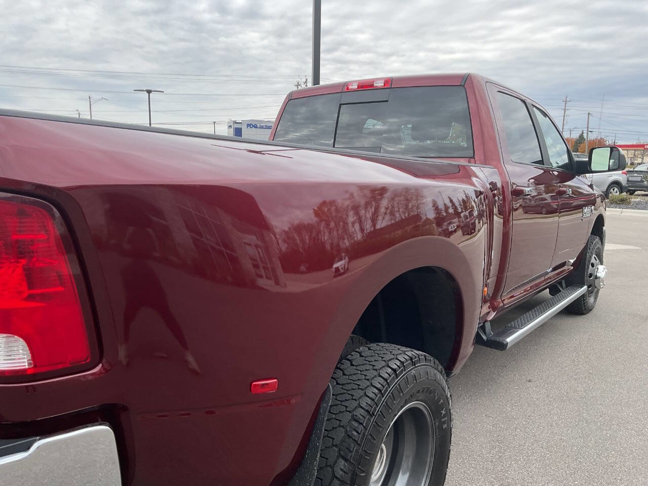 Used 2018 RAM 3500 SLT image 8